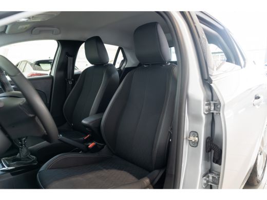 Opel Corsa 1.2 Turbo 100PK Elegance | Parkeersensoren | Apple Carplay & Android Auto | Climate Controle | ActivLease financial lease