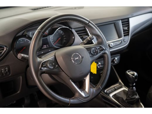 Opel Crossland X 1.2 Turbo Edition | Achterbank in delen neerklapbaar | Achterspoiler | Achterspoiler ActivLease financial lease