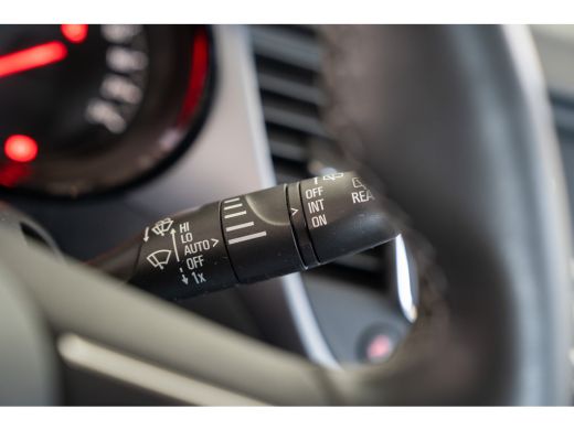 Opel Crossland X 1.2 Turbo Edition | Achterbank in delen neerklapbaar | Achterspoiler | Achterspoiler ActivLease financial lease