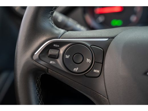 Opel Crossland X 1.2 Turbo Edition | Achterbank in delen neerklapbaar | Achterspoiler | Achterspoiler ActivLease financial lease