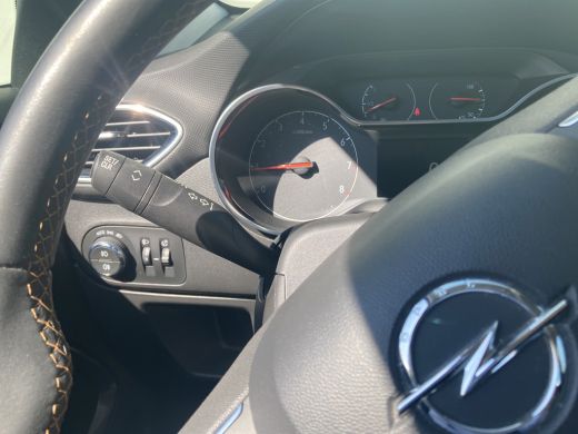Opel Crossland X 1.2 Turbo Innovation | Airco (automatisch) | Bandenspanningscontrolesysteem | Cruise control ActivLease financial lease