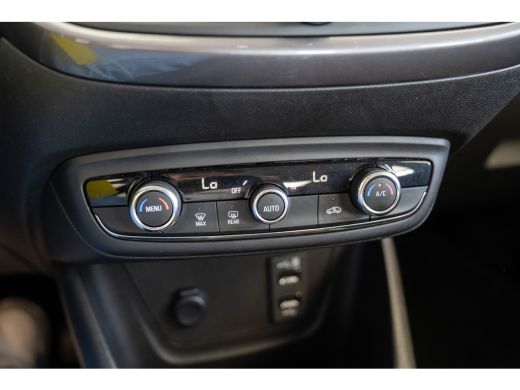 Opel Crossland X 1.2 Turbo Innovation | Trekhaak | Climate Controle | Navigatie | Parkeersensoren | Apple Carplay ... ActivLease financial lease