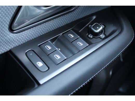 Opel Grandland Electric GS 73 kWh | Audio installatie premium | Autonomous Emergency Braking | Elektrisch glazen panorama... ActivLease financial lease