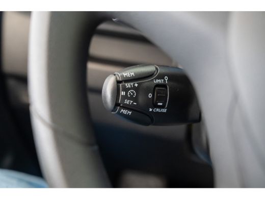 Opel Vivaro-e L3H1 Edition 75 kWh | Laadruimte Pakket | Parkeersensoren | Navigatie | Apple Carplay & Android A... ActivLease financial lease