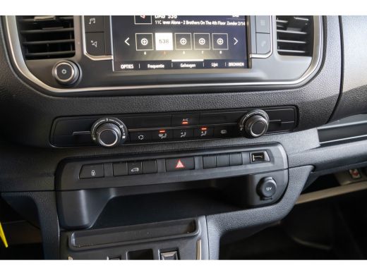 Opel Vivaro Electric L3 75 kWh | Laadruimte Pakket | Camera | Parkeersensoren | Navigatie | Apple Carplay & Android Au... ActivLease financial lease