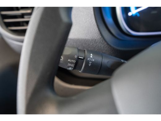 Opel Vivaro Electric L3 75 kWh | Laadruimte Pakket | Camera | Parkeersensoren | Navigatie | Apple Carplay & Android Au... ActivLease financial lease
