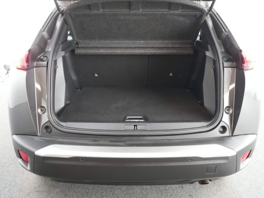 Peugeot 2008 1.2 PureTech Blue Lease Allure MANUAL ActivLease financial lease