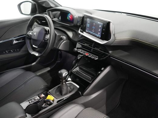 Peugeot 208 Peugeot 1.2 PureTech GT | 17" lichtmetalen velgen "Jordaan" incl. plaatsbesparend reservewiel | A... ActivLease financial lease