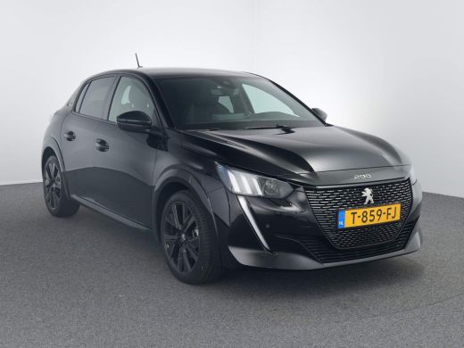 Peugeot 208 Peugeot 1.2 PureTech GT | 17" lichtmetalen velgen "Jordaan" incl. plaatsbesparend reservewiel | A... ActivLease financial lease