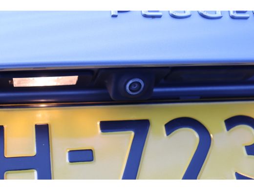 Peugeot 308 SW 1.2 PURETECH 110PK ALLURE / NAVI / LEDER / CLIMA / LED / PDC / 16" LMV / CAMERA / KEYLESS / PA... ActivLease financial lease
