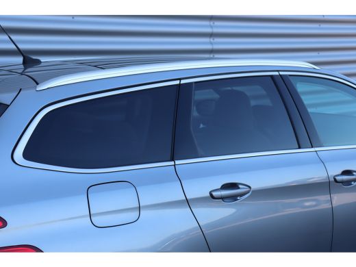 Peugeot 308 SW 1.2 PURETECH 110PK ALLURE / NAVI / LEDER / CLIMA / LED / PDC / 16" LMV / CAMERA / KEYLESS / PA... ActivLease financial lease