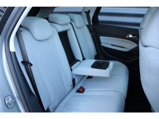 Peugeot 308 SW 1.2 PURETECH 110PK ALLURE / NAVI / LEDER / CLIMA / LED / PDC / 16" LMV / CAMERA / KEYLESS / PA... ActivLease financial lease