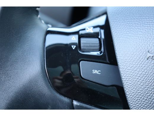 Peugeot 308 SW 1.2 PURETECH 110PK ALLURE / NAVI / LEDER / CLIMA / LED / PDC / 16" LMV / CAMERA / KEYLESS / PA... ActivLease financial lease