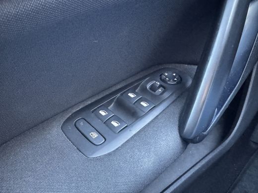 Peugeot 308 SW 1.2 PureTech Blue Lease | Apple Carplay/Android Auto|telefoonintegratie premium | Cruise contr... ActivLease financial lease