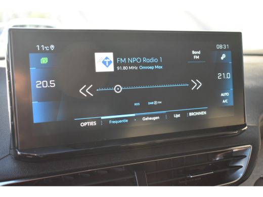 Peugeot 5008 Peugeot 1.2 Hybrid GT 136pk Automaat 7p. | Adaptive Cruise | Navigatie | Keyless-Entry | Dodehoek... ActivLease financial lease