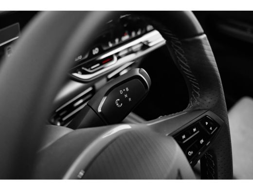 Seat Born Performance | 82 kWh | Panorama dak | Sennheiser | Keyless Advanced | Elek. stoelen | 20" Velgen ... ActivLease financial lease