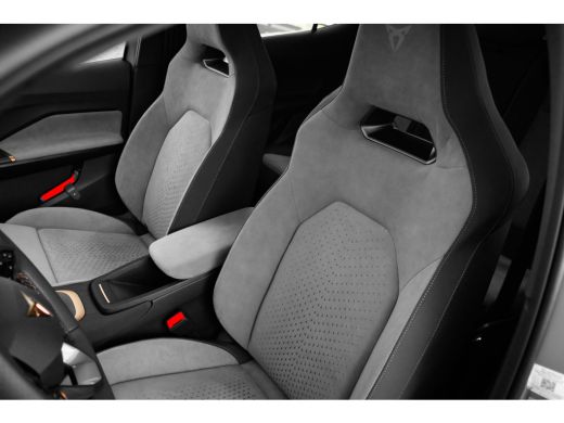 Seat Born Performance | 82 kWh | Panorama dak | Sennheiser | Keyless Advanced | Elek. stoelen | 20" Velgen ... ActivLease financial lease