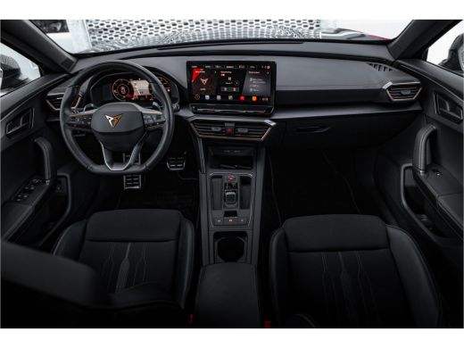 Seat Formentor 1.4 e-Hybrid VZ Performance 245pk | Navigatie | Achteruitrijcamera | Adapt. Cruise ActivLease financial lease