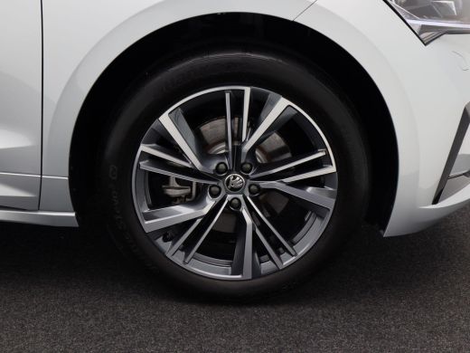 Skoda Enyaq Coupé Business Edition Plus 60 | Adaptive Cruise | CarPlay | Navigatie | Bluetooth | Achteruitrijcamera... ActivLease financial lease