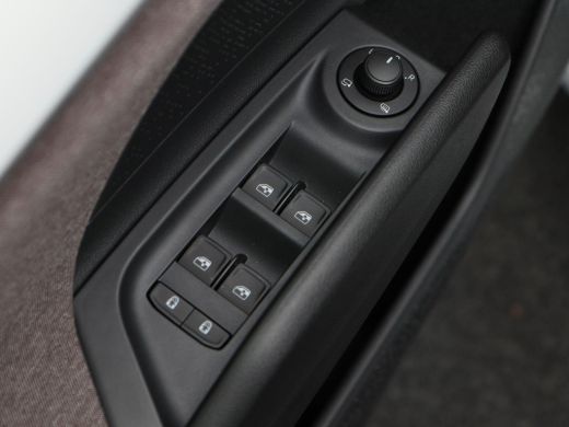 Skoda Enyaq Coupé Business Edition Plus 60 | Adaptive Cruise | CarPlay | Navigatie | Bluetooth | Achteruitrijcamera... ActivLease financial lease