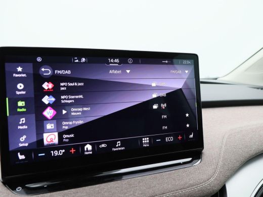 Skoda Enyaq Coupé Business Edition Plus 60 | Adaptive Cruise | CarPlay | Navigatie | Bluetooth | Achteruitrijcamera... ActivLease financial lease