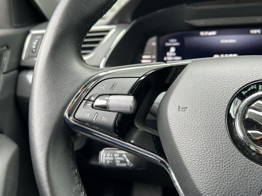 Skoda Superb Combi 1.5 TSI 150 pk ACT Business Edition 7-DSG | Trekhaak uitklapbaar | Elektrische LV-stoel | N... ActivLease financial lease