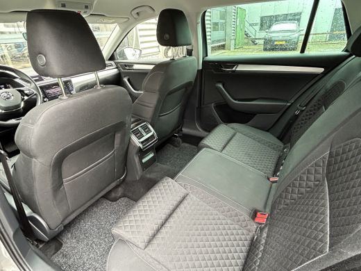 Skoda Superb Combi 1.5 TSI 150 pk ACT Business Edition 7-DSG | Trekhaak uitklapbaar | Elektrische LV-stoel | N... ActivLease financial lease