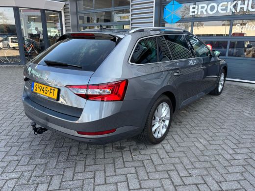 Skoda Superb Combi 1.5 TSI 150 pk ACT Business Edition 7-DSG | Trekhaak uitklapbaar | Elektrische LV-stoel | N... ActivLease financial lease