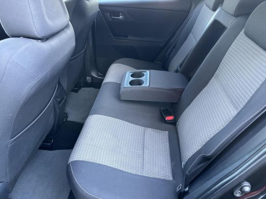 Toyota Auris Touring Sports 1.8 Hybrid Dynamic Ultimate | Navigatie | Stoelverwarming | Parkeersensoren 17 inch LM-velgen | ActivLease financial lease