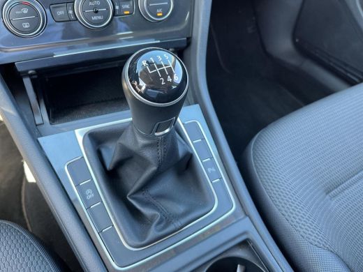 Volkswagen Golf 1.0 TSI Comfortline | 115 pk | Navi | Clima | PDC | A-Camera | DAB | 45.303 km | ActivLease financial lease