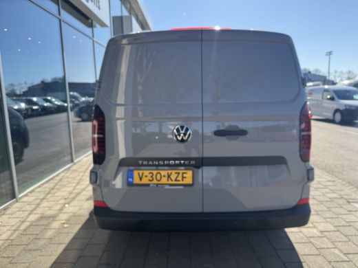 Volkswagen Transporter 2.0 TDI L1 150PK hand | betimmering | achteruitrijcamera | bijrijdersbank ActivLease financial lease