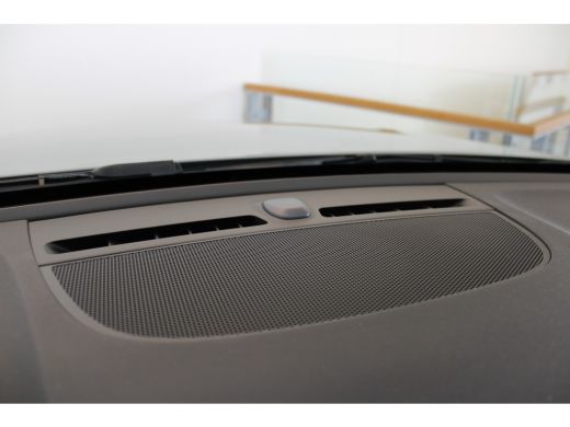 Volvo  EX40 Volvo 238PK Single Motor Core | Park Assist | 19'' | Nubuck bekleding | Park Camera | Carplay/And... ActivLease financial lease