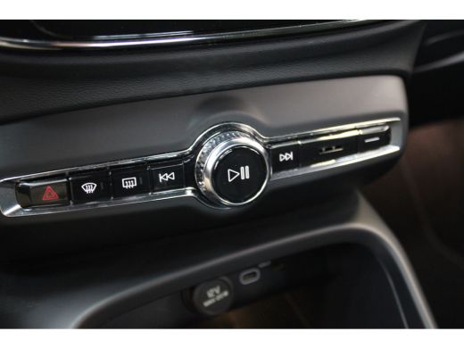 Volvo  EX40 Volvo 238PK Single Motor Core | Park Assist | 19'' | Nubuck bekleding | Park Camera | Carplay/And... ActivLease financial lease