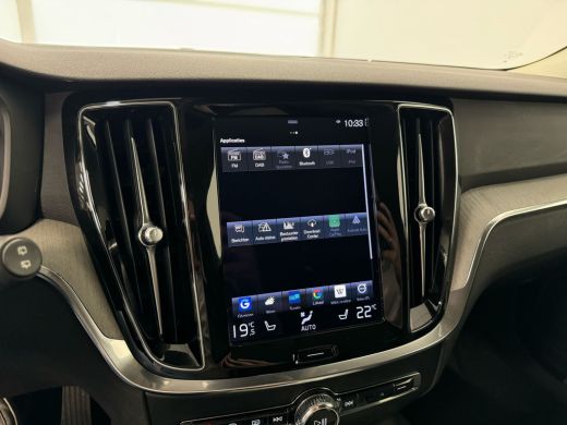 Volvo  V60 Cross Country 2.0 B5 AWD Pro | Achterbank verwarmd | Cruise control adaptief met Stop&Go en stuur... ActivLease financial lease