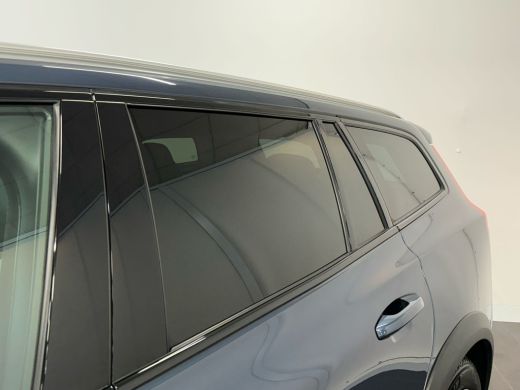 Volvo  V60 Cross Country 2.0 B5 AWD Pro | Achterbank verwarmd | Cruise control adaptief met Stop&Go en stuur... ActivLease financial lease