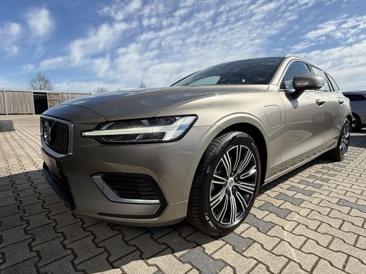 Volvo  V60 Volvo T6 Twin Engine AWD Inscription | Camera | Adaptive Cruise | BLIS | Leder | Stoelverwarming ... ActivLease financial lease