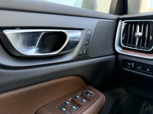Volvo  V60 Volvo T6 Twin Engine AWD Inscription | Camera | Adaptive Cruise | BLIS | Leder | Stoelverwarming ... ActivLease financial lease