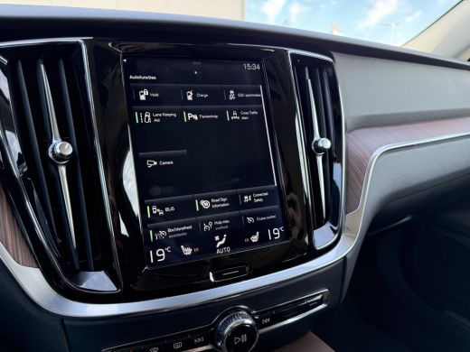 Volvo  V60 Volvo T6 Twin Engine AWD Inscription | Camera | Adaptive Cruise | BLIS | Leder | Stoelverwarming ... ActivLease financial lease