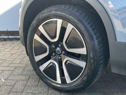Volvo  XC40 1.5 T3 Business Pro Automaat Trekhaak Stoel/Stuurverw Carplay Elek.Klep! ActivLease financial lease