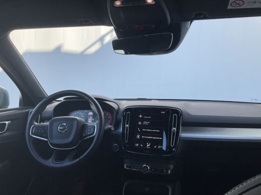 Volvo  XC40 1.5 T3 Business Pro Automaat Trekhaak Stoel/Stuurverw Carplay Elek.Klep! ActivLease financial lease