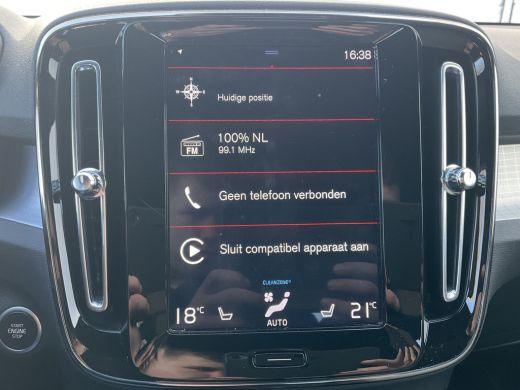 Volvo  XC40 1.5 T3 Business Pro Automaat Trekhaak Stoel/Stuurverw Carplay Elek.Klep! ActivLease financial lease