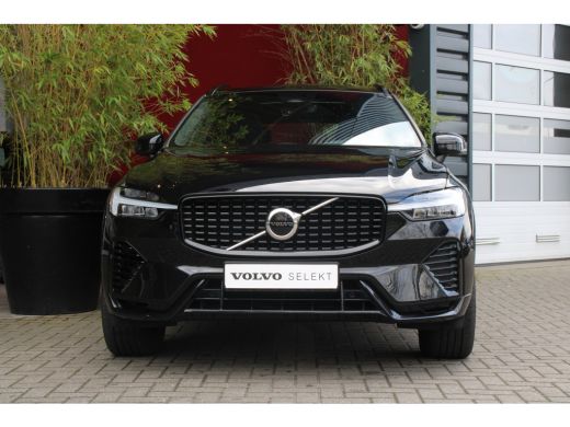 Volvo  XC60 Volvo 2.0 T6 Plug-in hybrid AWD R-Design | Schuifdak | Stuur/stoelverwarming | Camera | Keyless ActivLease financial lease