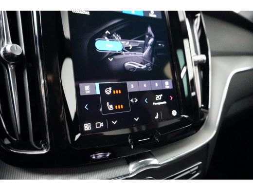 Volvo  XC60 Volvo T6 Plug-in hybrid AWD Plus Dark | Achterbank verwarmd | Achteruitrijcamera | Apple Carplay/... ActivLease financial lease