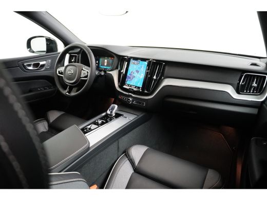 Volvo  XC60 Volvo T6 Plug-in hybrid AWD Plus Dark | Achterbank verwarmd | Achteruitrijcamera | Apple Carplay/... ActivLease financial lease