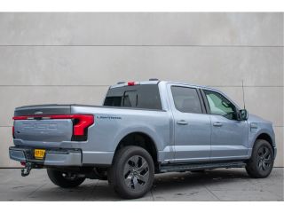 Ford F-150 Lightning Lariat Extended Range Trekhaak Fisc. €105k ACC 360-Camera B&O Leer