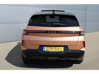 Opel Grandland Electric GS 73 kWh | Audio installatie premium | Autonomous Emergency Braking | Elektrisch glazen panorama...