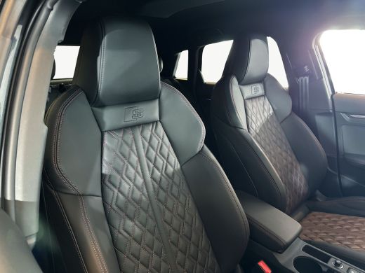 Audi A3 Sportback 45 TFSIe 245pk s-tronic S edition Competition | Leder | Adaptive Cruise Control | Trekhaak ActivLease financial lease