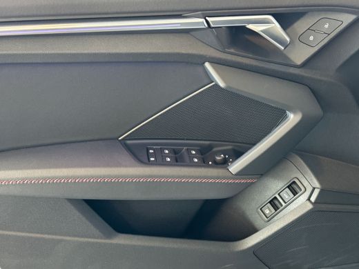 Audi A3 Sportback 45 TFSIe 245pk s-tronic S edition Competition | Leder | Adaptive Cruise Control | Trekhaak ActivLease financial lease