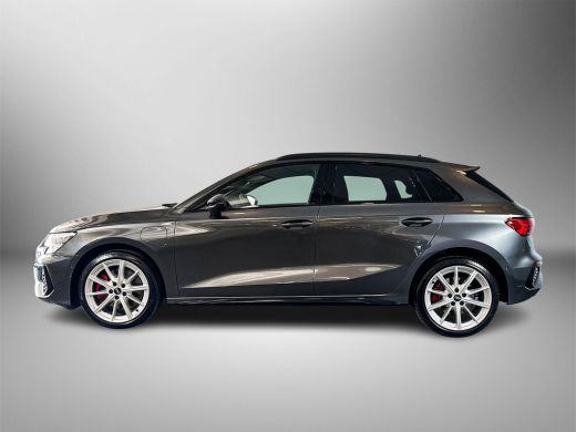Audi A3 Sportback 45 TFSIe 245pk s-tronic S edition Competition | Leder | Adaptive Cruise Control | Trekhaak ActivLease financial lease