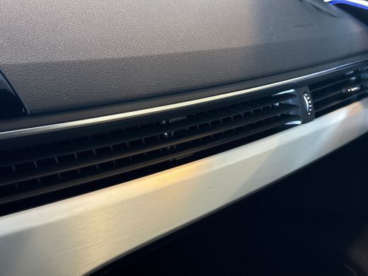 Audi A4 Avant 35 150PK TFSI S edition Competition / Navigatie MMI Plus / Optiekpakket zwart plus / Privac... ActivLease financial lease